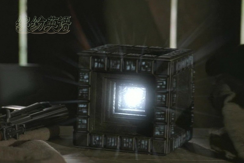 《星际之门》能起死回生的古人医疗装置